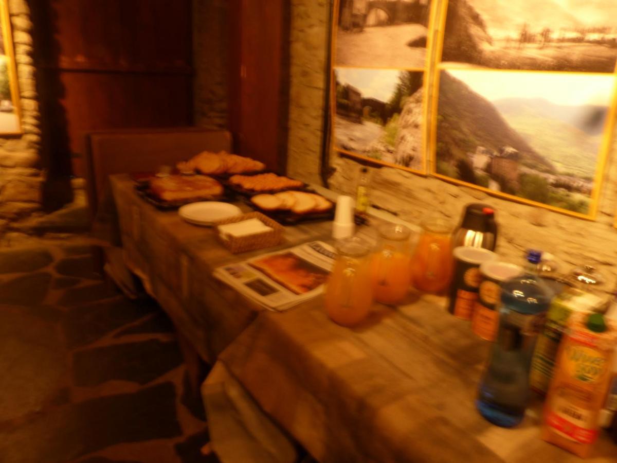 埃斯特里-德阿内乌 阿内乌山谷旅馆酒店 外观 照片