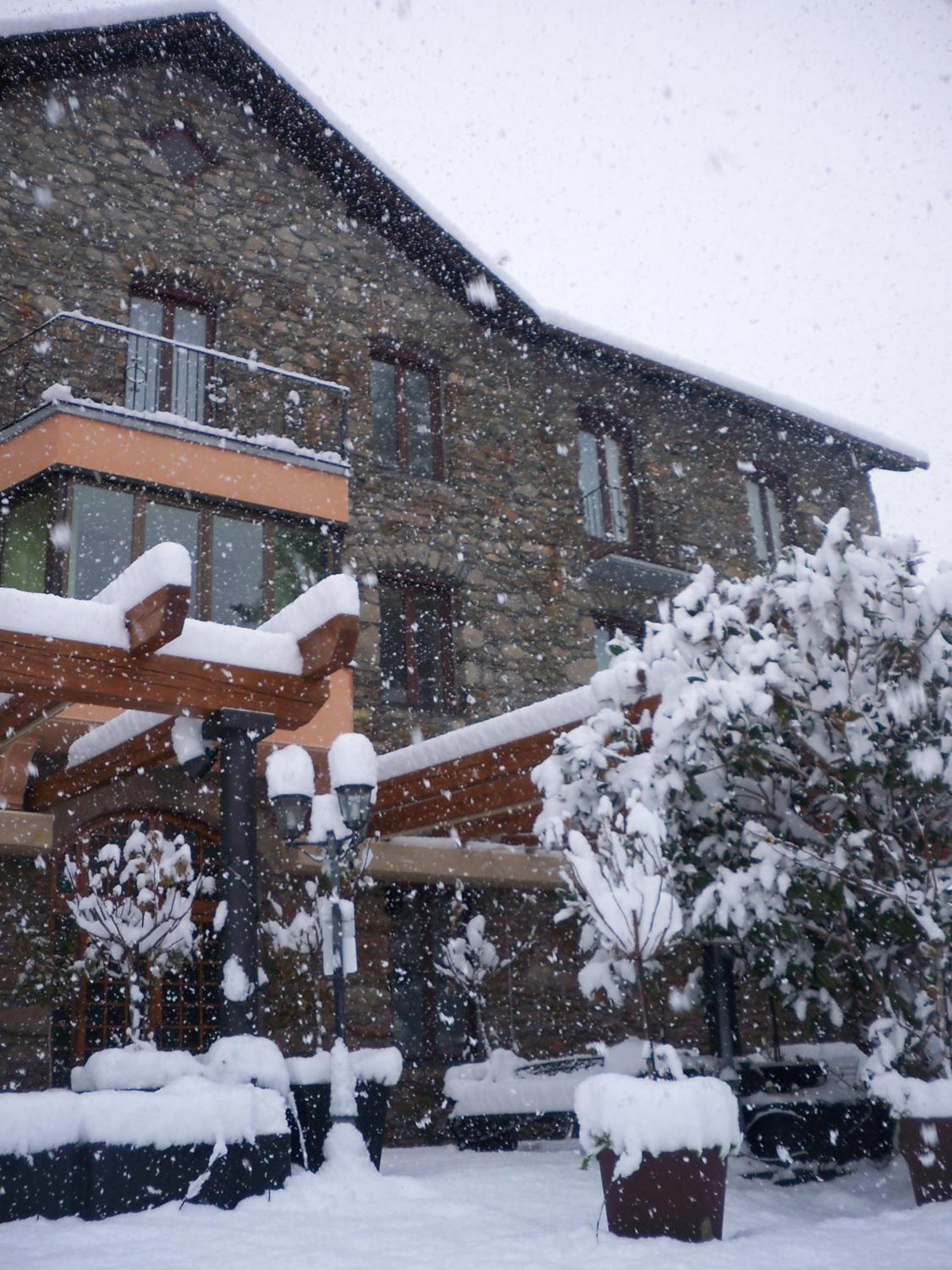 埃斯特里-德阿内乌 阿内乌山谷旅馆酒店 外观 照片